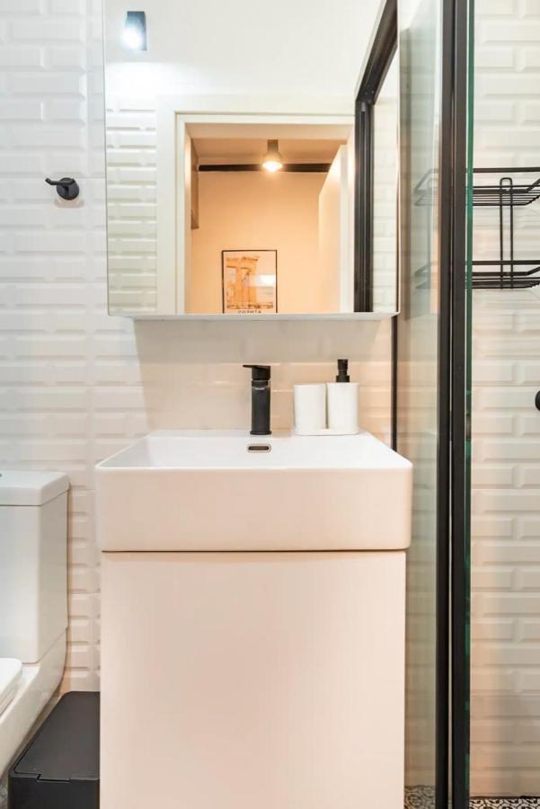 Cute Tiny Apartment In The Heart Of Flisvos Αθήνα Εξωτερικό φωτογραφία