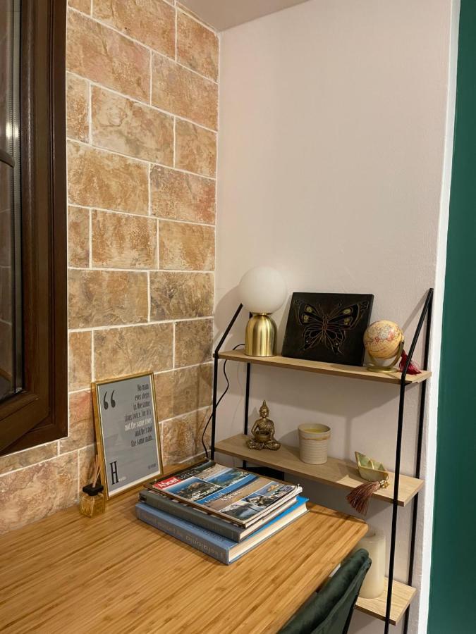 Cute Tiny Apartment In The Heart Of Flisvos Αθήνα Εξωτερικό φωτογραφία